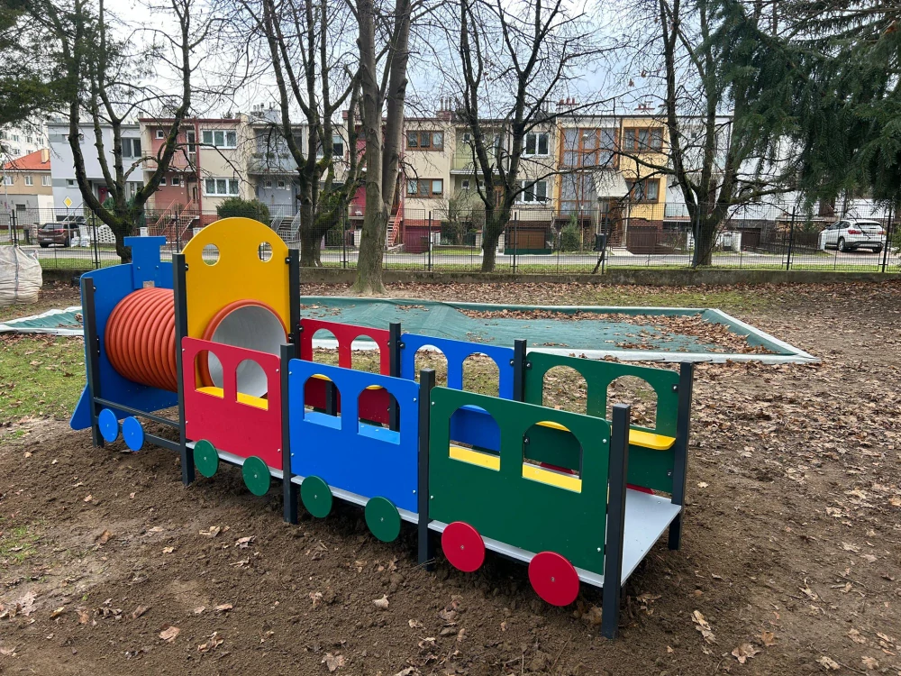 Vláček s tunelem a 3 vagóny