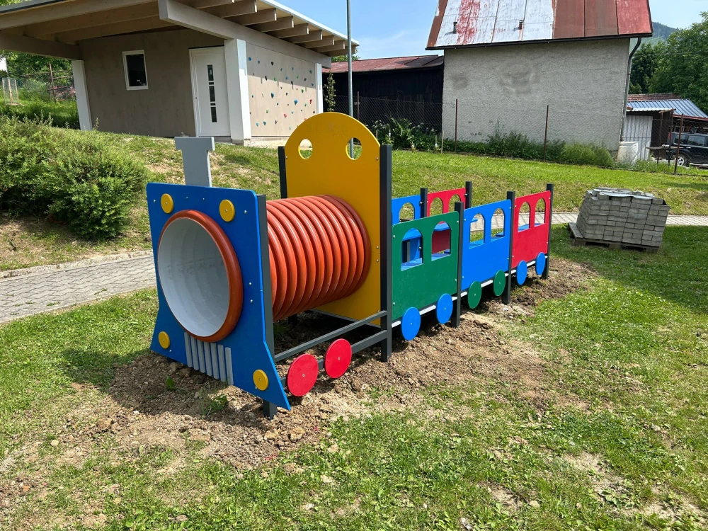 Vláček s tunelem a 3 vagóny